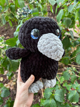 Load image into Gallery viewer, Crow Crochet Plush - Hands On For Homemade