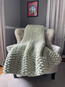Sage Blanket | Chunky Knit Light Green Throw - Hands On For Homemade