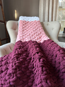 Valentine's Ombre Blanket | Chunky Knit Pink and Red Blanket - Hands On For Homemade
