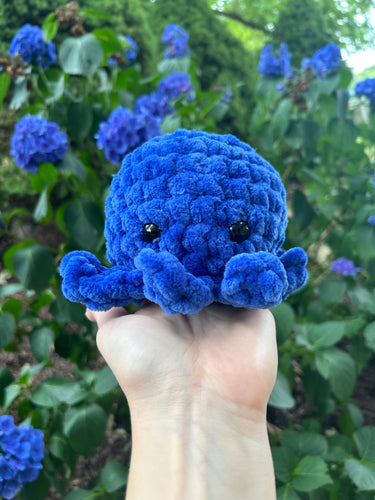 Royal Blue Octo Plushie - Hands On For Homemade
