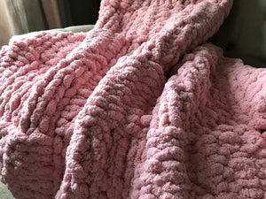 Soft Chunky Knit Chalk Pink Blanket - Hands On For Homemade
