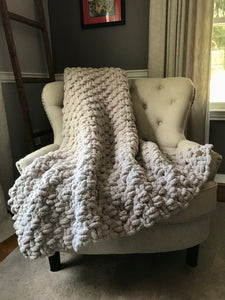 Chunky Knit Throw Blanket | Light Gray Knit Throw - Hands On For Homemade