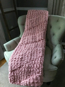 Soft Pink Knit Throw Blanket - Hands On For Homemade