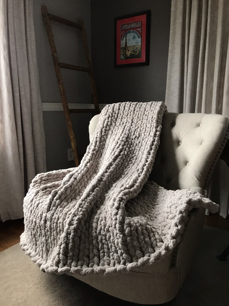 Chunky Knit Blanket | Light Gray Throw Blanket - Hands On For Homemade