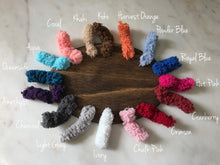Load image into Gallery viewer, Chunky Knit Blanket: Mini Throw | Gray Knit Throw Blanket - Hands On For Homemade