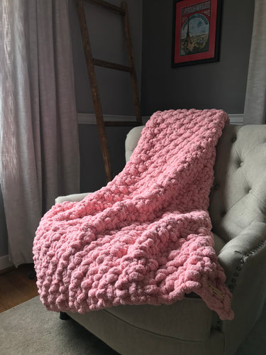 Chunky Knit Blanket | Light Pink Throw Blanket - Hands On For Homemade