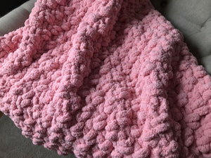 Chunky Knit Blanket | Light Pink Throw Blanket - Hands On For Homemade