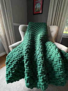 Forest Green Blanket | Chunky Knit Blanket - Hands On For Homemade