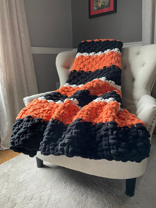Chunky Knit Blanket | Harvest Orange & Onyx Throw - Hands On For Homemade