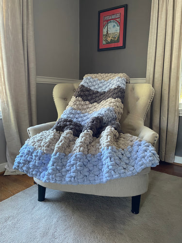 Chunky Knit Blanket | Periwinkle and Gray Knit Throw - Hands On For Homemade