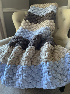 Chunky Knit Blanket | Periwinkle and Gray Knit Throw - Hands On For Homemade