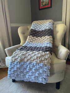 Chunky Knit Blanket | Periwinkle and Gray Knit Throw - Hands On For Homemade