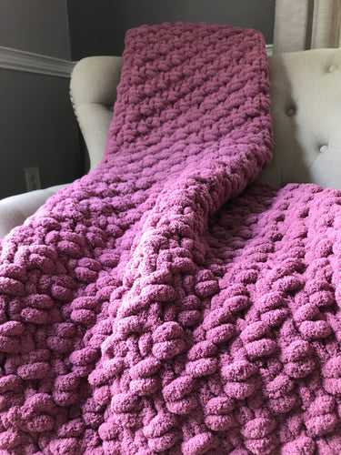 Cassis Blanket | Chunky Knit Blanket - Hands On For Homemade