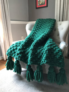 Forest Green Blanket | Chunky Tassel Blanket - Hands On For Homemade