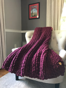 Burgundy Blanket | Chunky Knit Throw - Hands On For Homemade