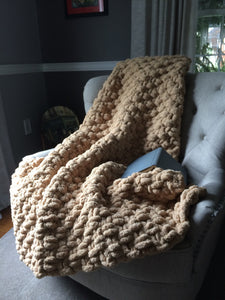 Beige Blanket | Chunky Knit Blanket - Hands On For Homemade