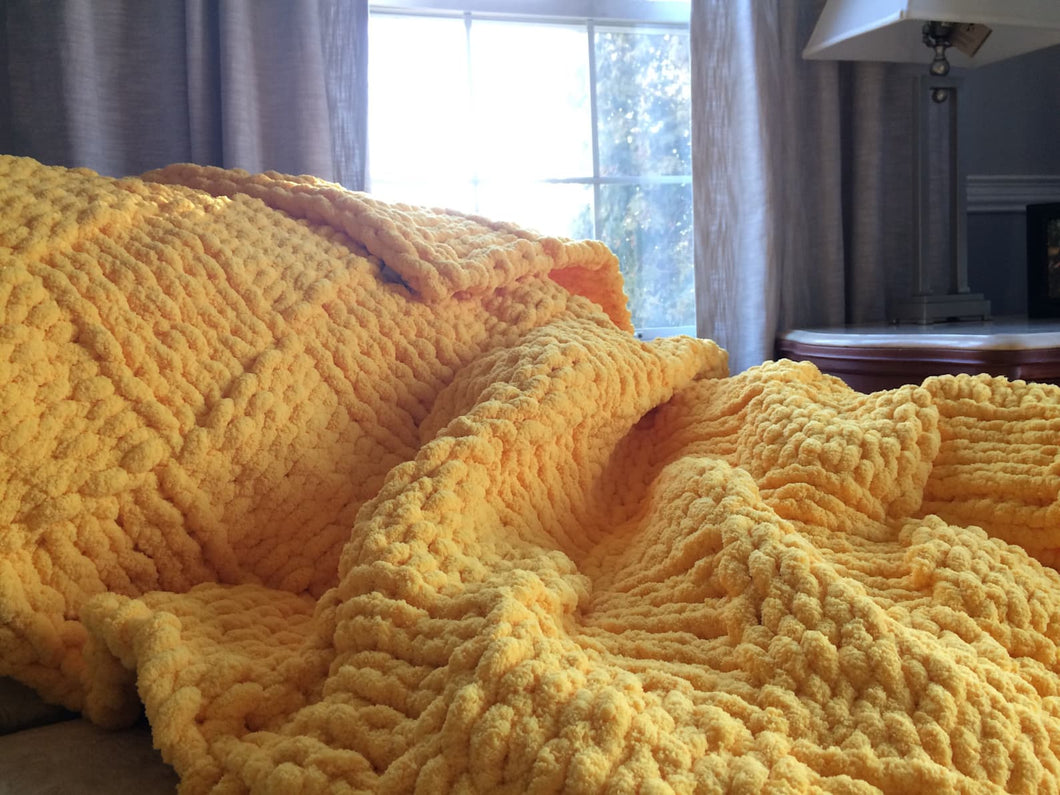 Yellow Blanket | Chunky Knit Throw - Hands On For Homemade