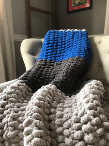 Chunky Knit Blanket | Gray and Royal Blue Knit Throw - Hands On For Homemade